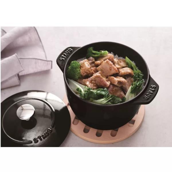 ストウブ ラ・ココット de GOHAN M シャイニーブラック 16cm　Staub　黒